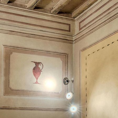 Residenza D'Epoca Le Aquile Bed & Breakfast Siena Exterior photo